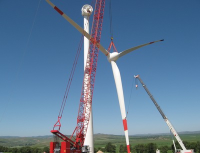 大型风力发电机吊装施工